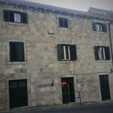 Auberge de jeunesse Garden *